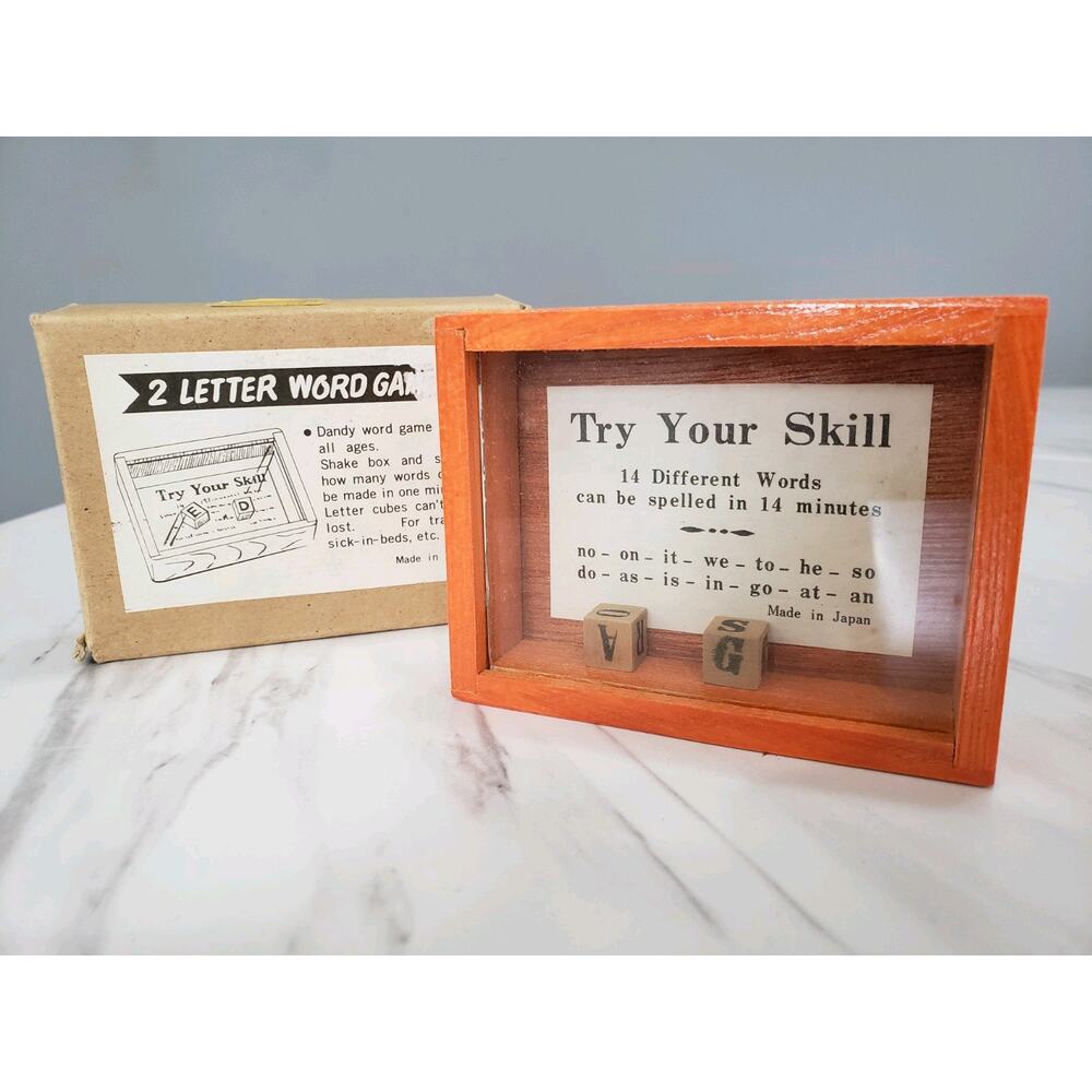 Vintage Word Game - Made in Japan - TWO LETTER 2 LETTERS HAND GAME